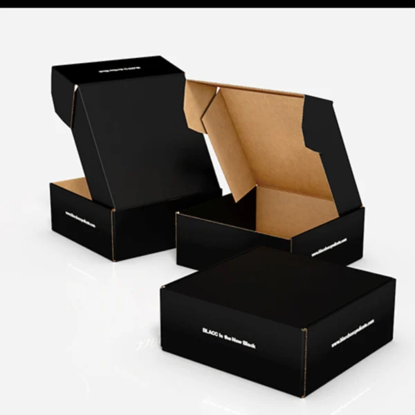 custom-black-mailer-box