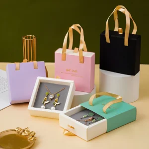 Custom Necklace Boxes
